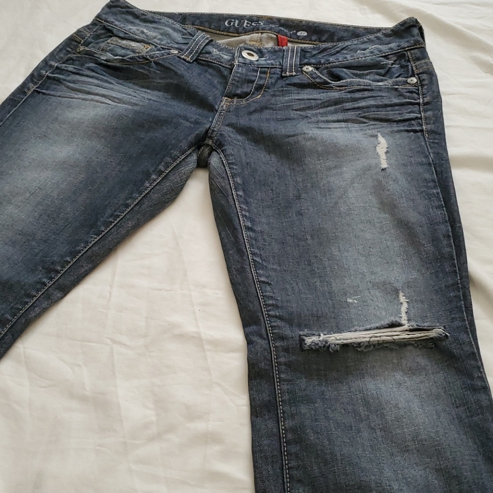 Guess Jeans - Picture 8 of 12